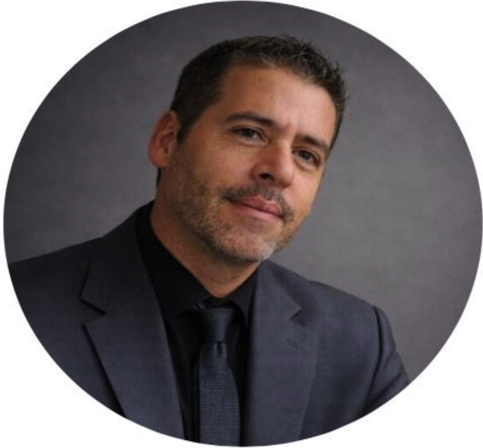 Dr. Julián Fernández S.